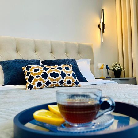 Уютная Стильная Квартира Возле Центрального Парка Горького! Apartment Almaty Ngoại thất bức ảnh