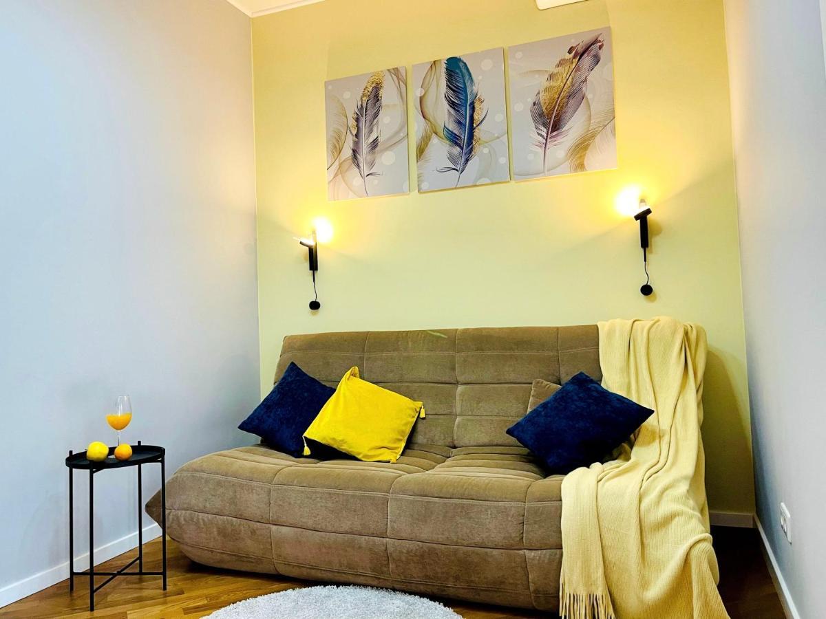Уютная Стильная Квартира Возле Центрального Парка Горького! Apartment Almaty Ngoại thất bức ảnh